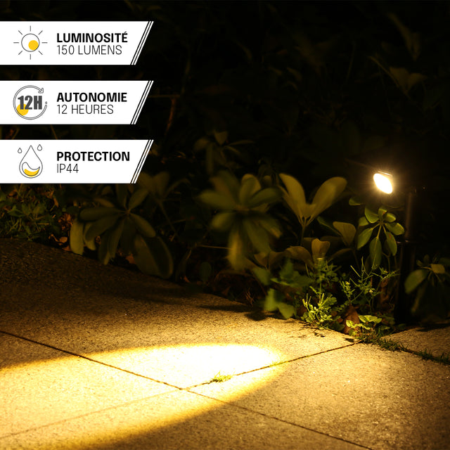 Spot Solaire Extérieur LED – IP44, Éclairage Ciblé, Installation au Sol ou Murale